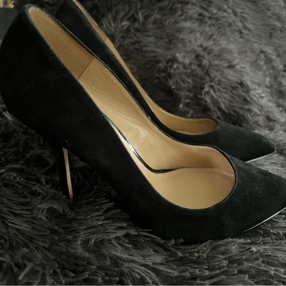 Aldo Black Suede Pointed Heels - Picture 4 of 8